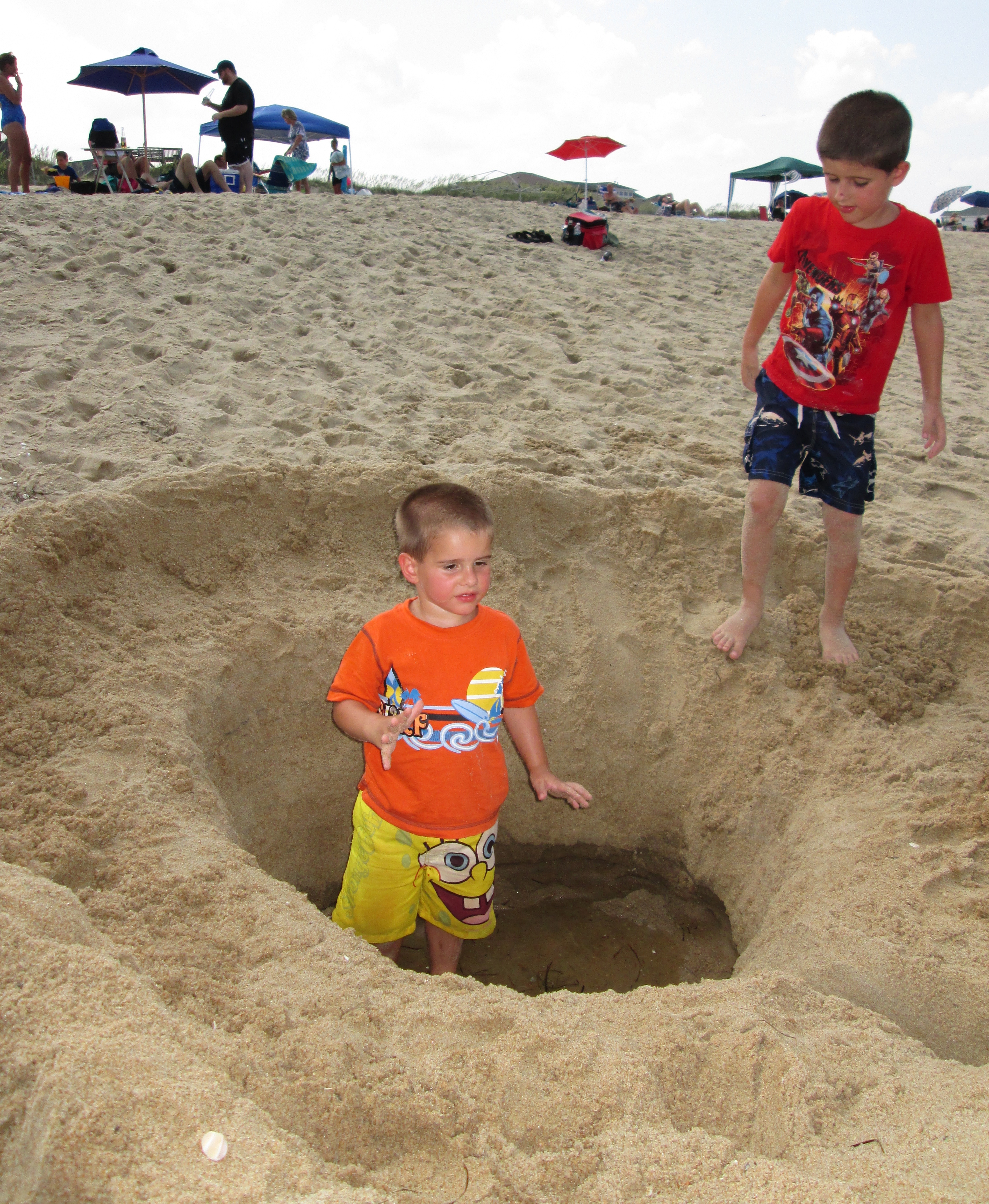 gabe in hole