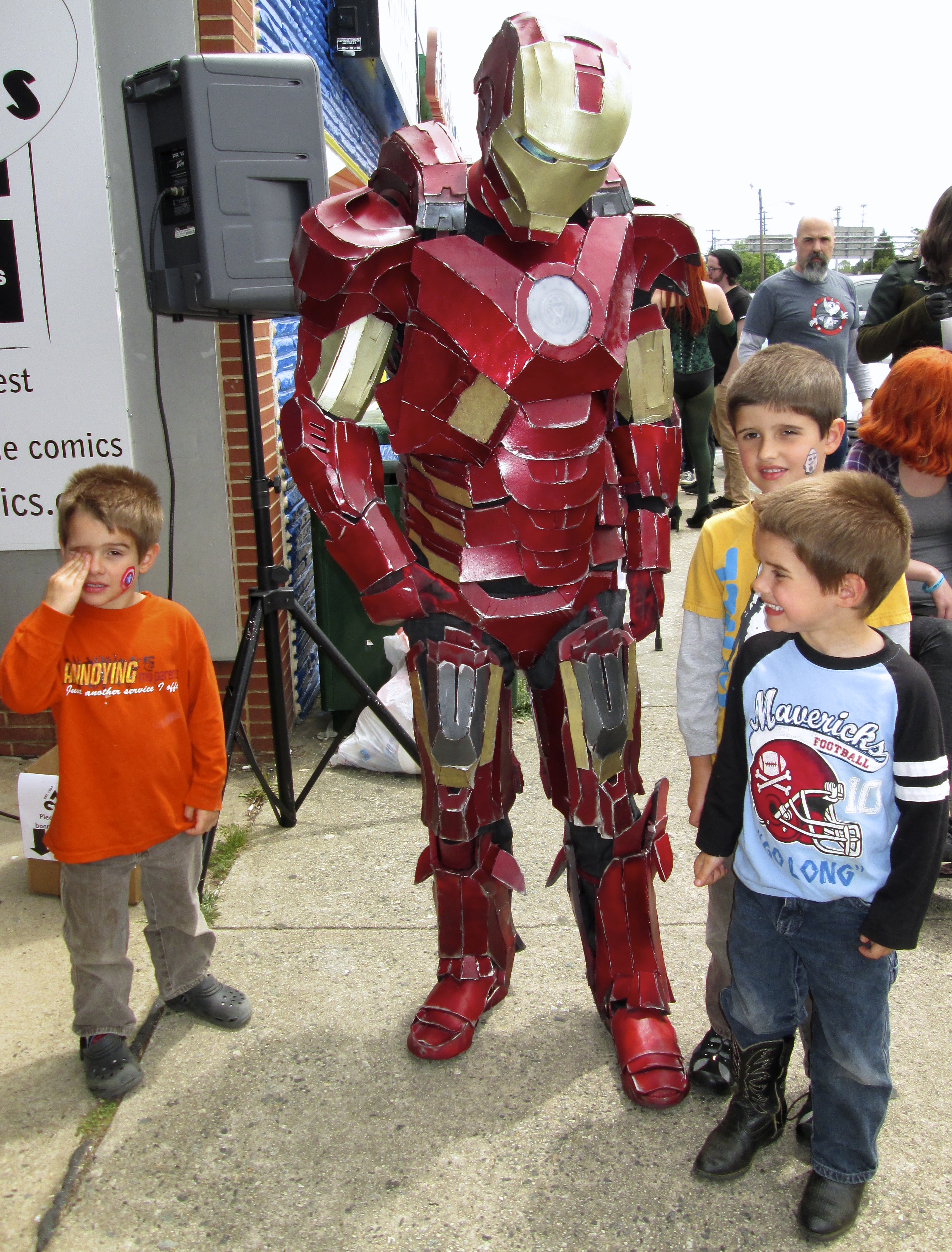 iron man & amigos